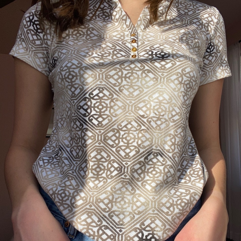short sleeve shirt